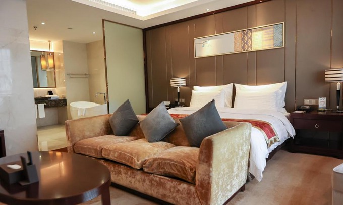 Pizhou Hotel | Tianhong Jinling Grand Hotel