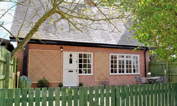 Tickton Cottage | Tickton Hall Cottage