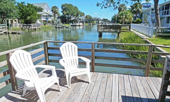 Pawleys Island House | Tidal Canal Beach House, Dog Friendly, Dock, Screened Porch, Easy Walk to Beach