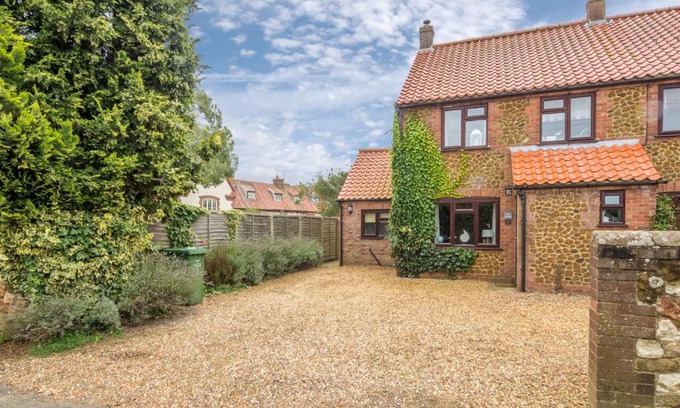 Holme House | Tide Cottage