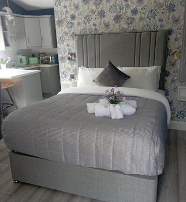 Kilkelly Apartment | Tiernan's studio apartment