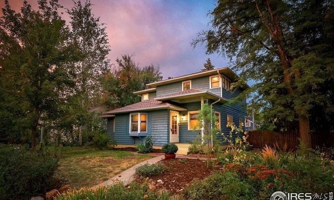 Longmont House | Timeless Elegance: Downtown Longmont Gem with Modern Comforts!