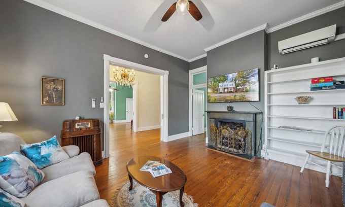 Onancock House | Timeless Elegance with Modern Luxury: Historic 6-Bedroom Home-Newly Renovated!