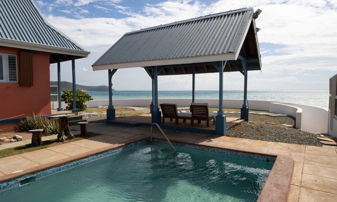 Gordon Town Villa | Timeless - Lovely beach cottage. Private pool, ocean view, beach access. R &R !