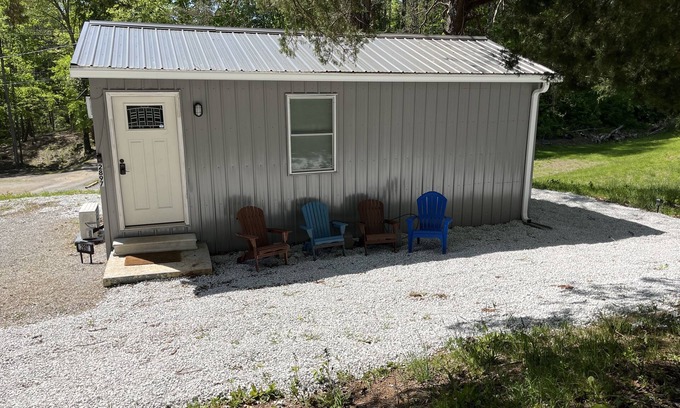 Nancy Cabin | Timy Home near Wolf Creek Marina & multiple boat ramps with a full kitchen