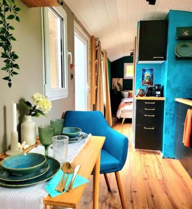 Oberdiessbach Apartment | Tiny Bungalow in Oberdiessbach