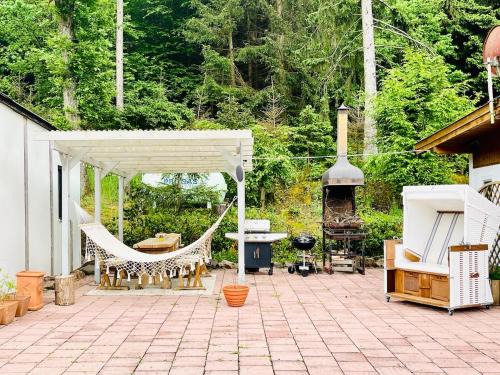 Steinau an der Strasse House | Tiny Ferienhaus 2 am Rimbach in Steinau an der Strasse