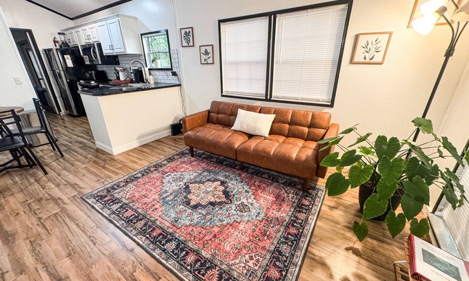 Palmetto Apartment | Tiny Getaway