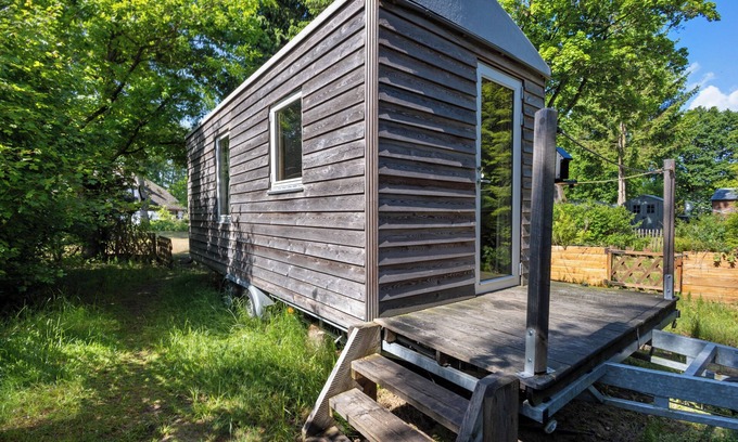 Fitzen House | Tiny Home 'Alma' with Private Garden and Wi-Fi