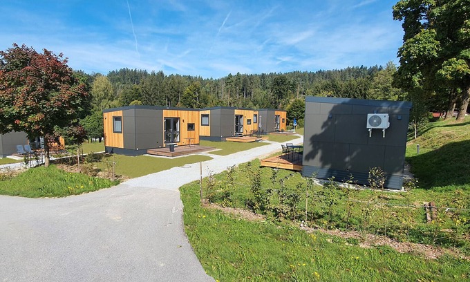Wildenranna House | Tiny Home 'Franzl' with Mountain View, Wi-Fi and Air Conditioning