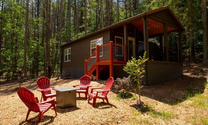 Coosa House | Tiny Home l Private l Pet Friendly