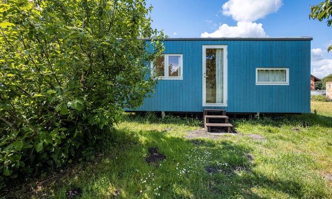 Fitzen House | Tiny Home 'Mit Blick Auf Den See' with Private Garden, Wi-Fi and Air Conditioning