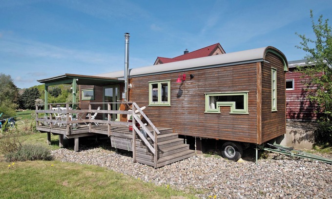 Satow House | Tiny Home 'Ria' with Private Terrace, Private Garden and Wi-Fi