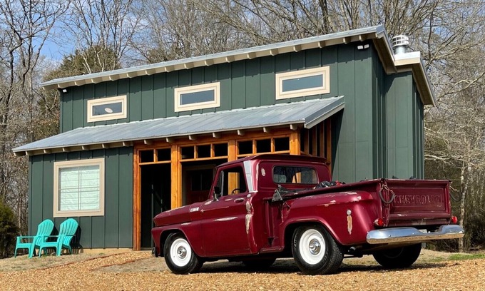 Benton Cabin | Tiny house Cabin on 30 acres in Yazoo County Mississippi