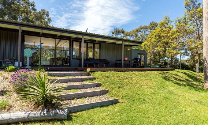 Bermagui House | Tiny Lemon Farm, just 5 minutes from Bermagui!