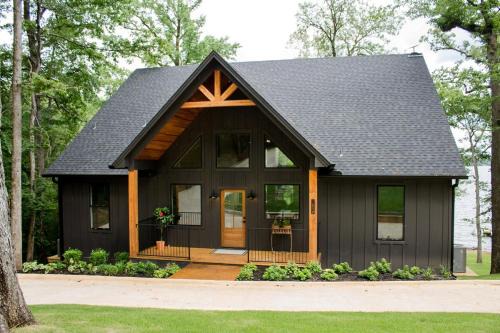 Farmerville House | Tipi Cabin Lake D'Arbonne