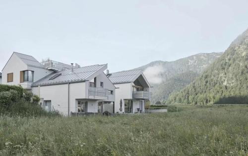 Maurach Villa | TIROLER TRIS modern villa 10 beds