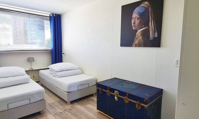 Municipality of Leiden Apartment | tnComplete 3 bedr wonderful GETAWAY available in a perfect location in LEIDEN !
