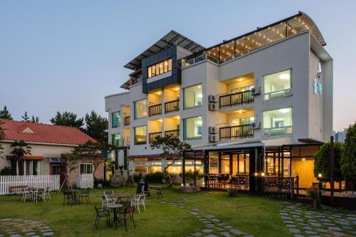 Pinari-gol House | Tongyeong Olga Resort