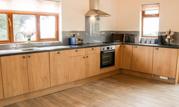 Angelbank Cottage | Toot View