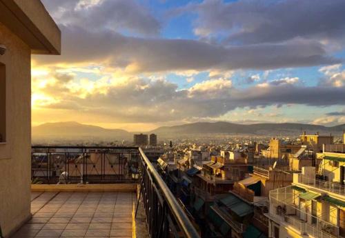 Kypseli Apartment | Top Floor Apt, View, 2BD, Parking