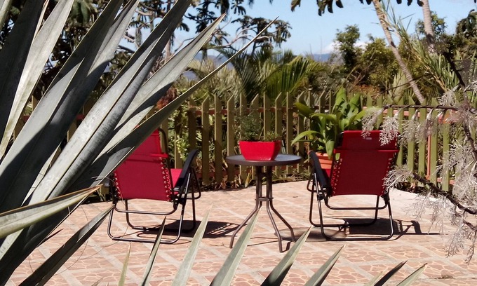 San Isidro de Grecia Apartment | Top of the Mountain, new American owned Gated modern Lodge