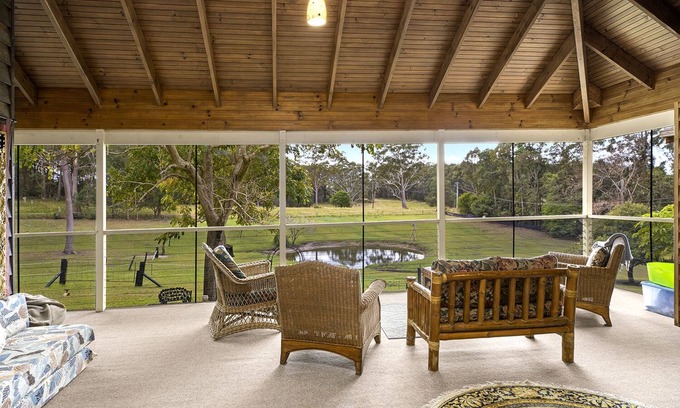 Valla House | TOP RATED - great reviews -'Ann's Coastal Chalet'