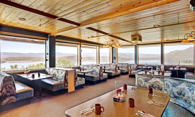 Topaz Lake Hotel | Topaz Lodge