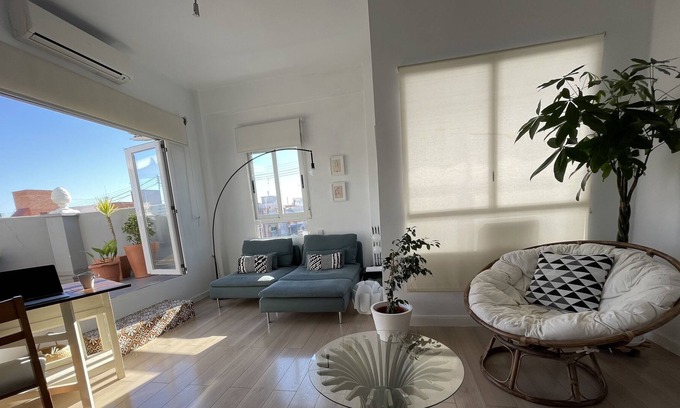 Arrancapins Apartment | Topfloor apartment in central area with a great sunny terrace