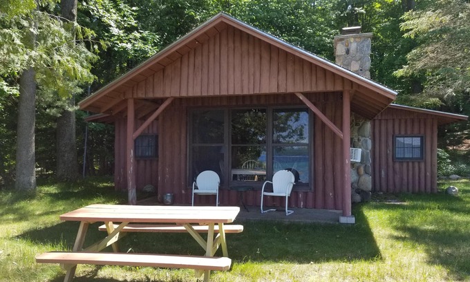 Kewadin Cabin | Torch Lake Cabin Rentals~ Where Cozy Lakefront Cabins meet stunning Torch Lake!