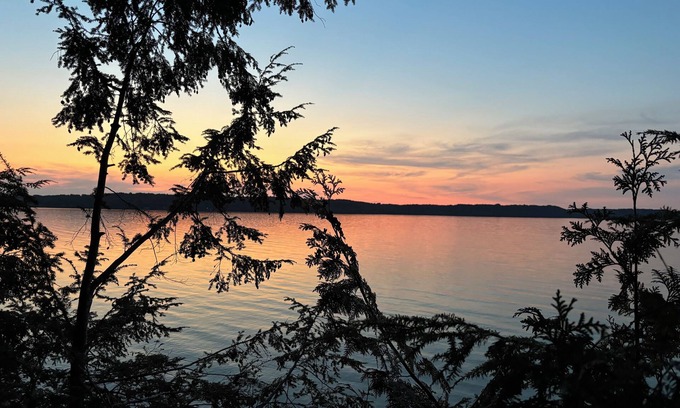 Alden Cottage | Torch lake waterfront:100 ft of sandy beach, 3-bedroom, 3-bath cottage