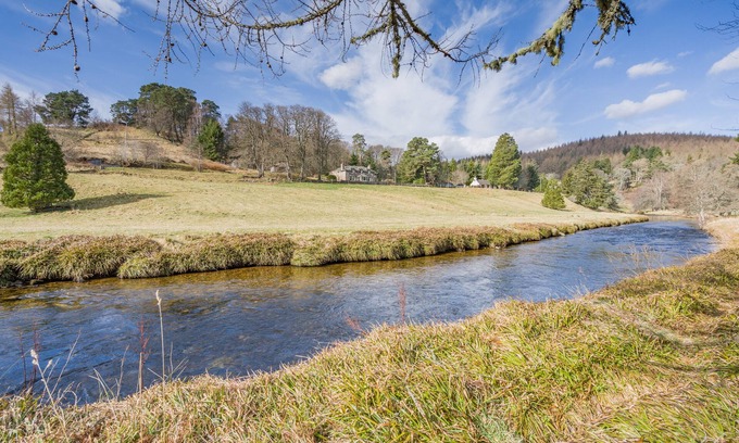 Strathdon House | Tornashean House - Seven Bedroom House, Sleeps 14