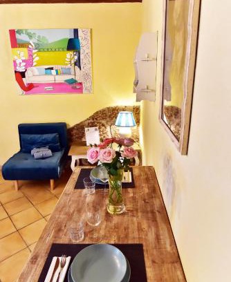 Campagnano di Roma Apartment | Torre antica suite