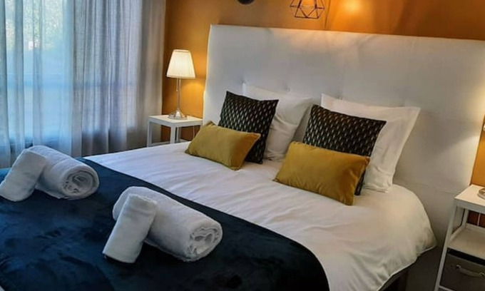 Minimes - Barriere de Paris Apartment | Toulouse charming T3 Ponts Jumeaux with terrace