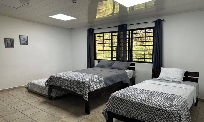 Brisas de Alto Boquete Apartment | Tourist Lodging in Alto Boquete - Family Room with private bathroom