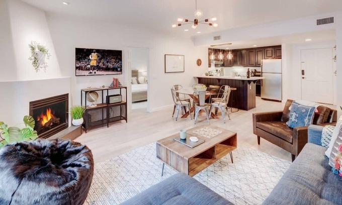 Downtown Park City Apartment | Town Lift Condo - 2BR/2BA Newly Renovated on Main