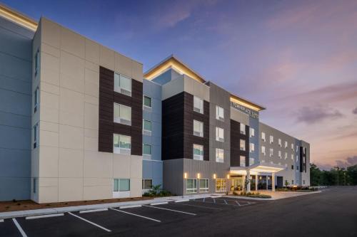 Brunswick Hotel | TownePlace Suites by Marriott Brunswick