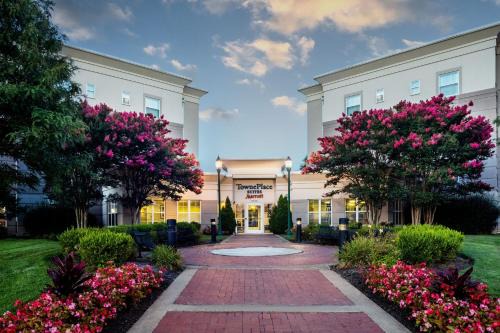 Springfield Hotel | TownePlace Suites by Marriott Springfield