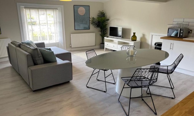 Longford Apartment | Townhouse Apartment