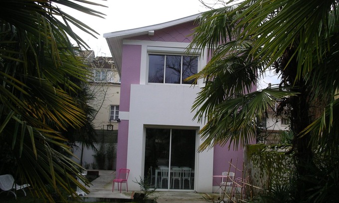 Lourdes House | Townhouse to stay in downtown Lourdes near sanctuaries.