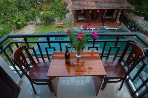 Tra Que Vegetable Village House | Tra Que Flower Homestay
