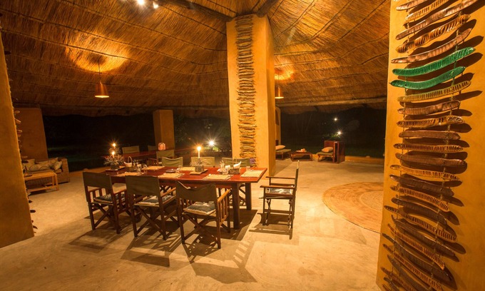 Kakumbi Cabin | Track and Trail River Camp