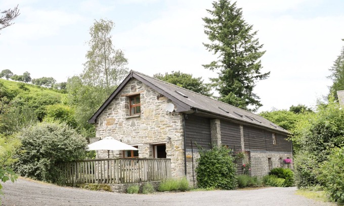 Felindre Cottage | TRACTOR SHED, pet friendly, luxury holiday cottage in Felindre