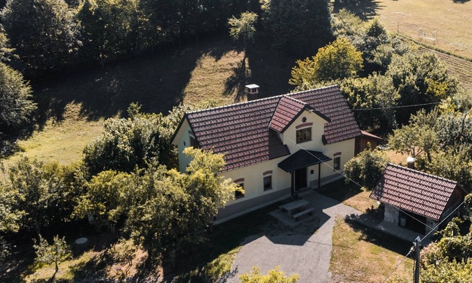 Dane House | Traditional old house in a peacefull small village, surrounded by green forests.