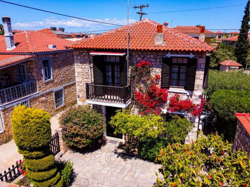 Afytos Villa | Traditional stone-built house