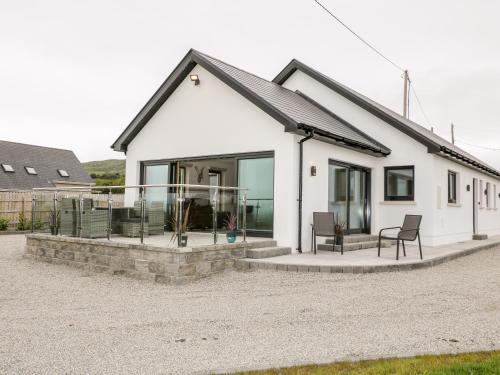 Lettermacaward House | Traeannagh Bay House