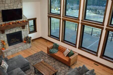 Irwin House | Trails End Lodge