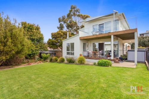 Rhyll House | Tranquil Holiday Retreat Rhyll