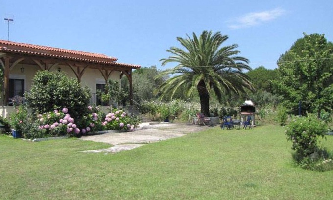 Vourvourou House | Tranquil Retreat in Vourvourou: Discover Serenity at Magda House, Sithonia Halkidiki