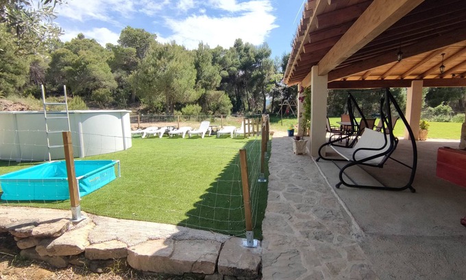 La Portellada House | tranquility and absolute privacy in the middle of nature